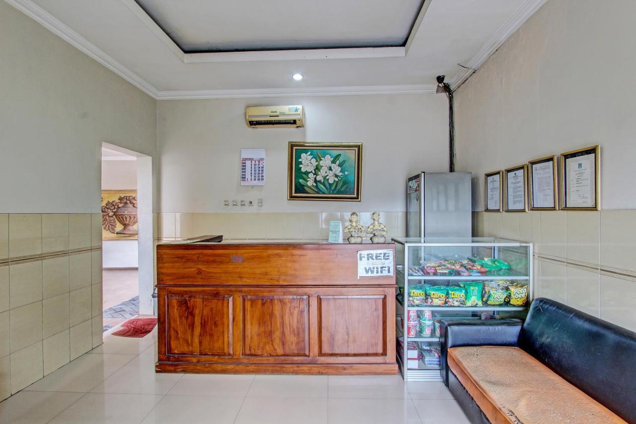 Oyo 91785 Hotel Srikandi Kalasan Tanjungtirto Exterior foto