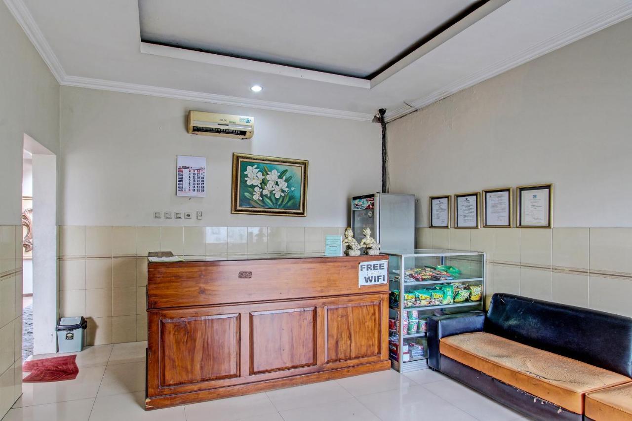Oyo 91785 Hotel Srikandi Kalasan Tanjungtirto Exterior foto