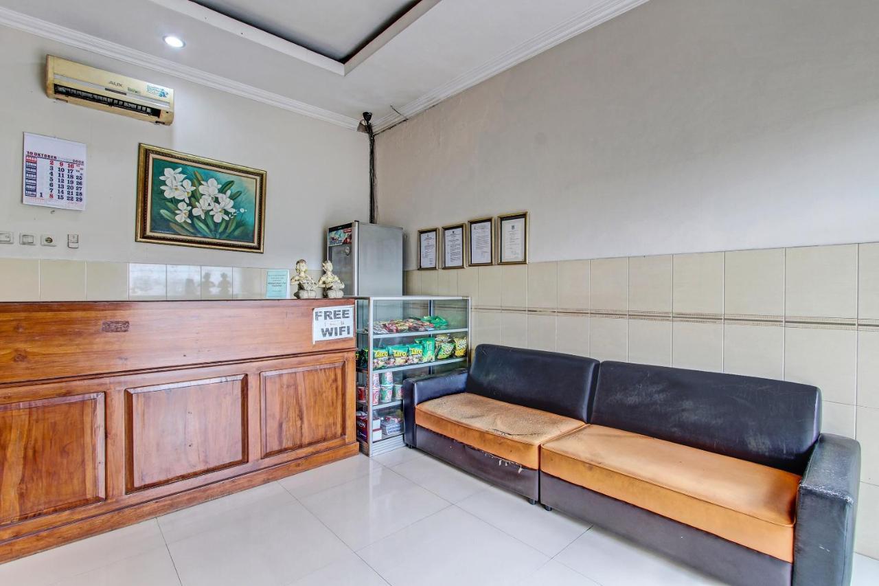 Oyo 91785 Hotel Srikandi Kalasan Tanjungtirto Exterior foto